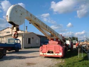 8993sb84,berliet,hydrocrane