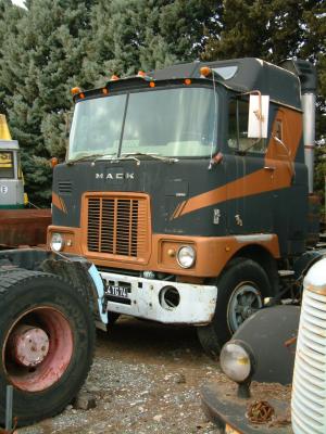 6224tg74,mack,f700